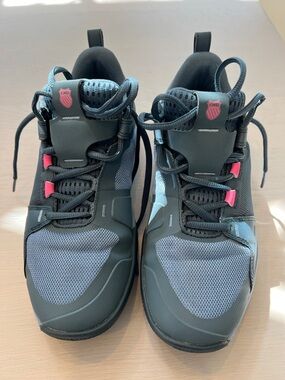 Womens KSWISS Athletic Lace-Up tennis Sneakers - blue grey with Pink Accents